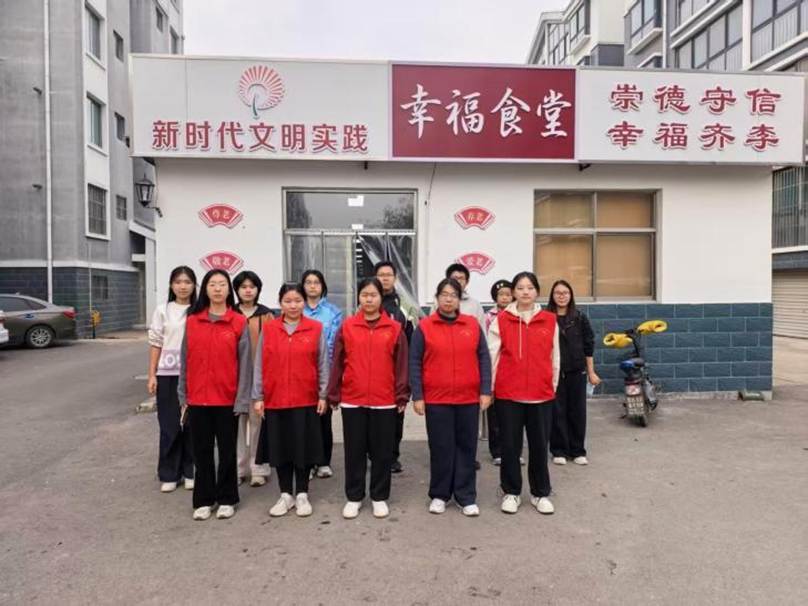 一群人站在建筑前 AI 生成的内容可能不正确。